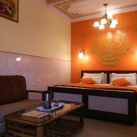 Hotel Golden Heritage Jaipur Exteriör bild